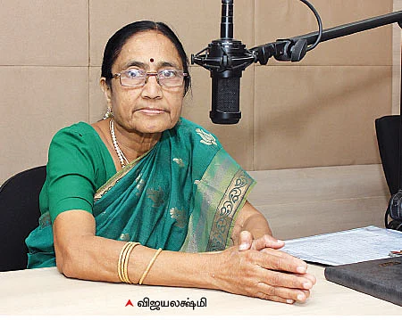 அவள் விகடன் வழங்கும் ‘வழிகாட்டும் ஒலி’!