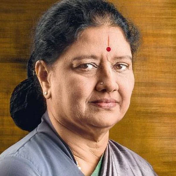 `கும்பலை எதிர்த்து நின்ற ஓர் உறவின் கதை!'- ராம் கோபால் வர்மாவின் `சசிகலா' படத்தின் அப்டேட்