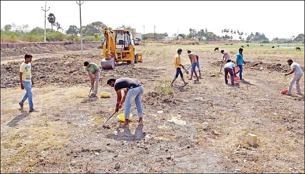 நேற்று சாக்கடை... இன்று கண்மாய்! - சாதித்த கோவில்பட்டி இளைஞர்கள்
