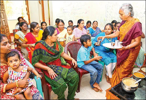 “அடுத்த தலைமுறைக்காக விதை விதைக்கிறேன்!” - பயனுள்ள வாழ்க்கைக்கு வழிகாட்டும் சிவகாமி