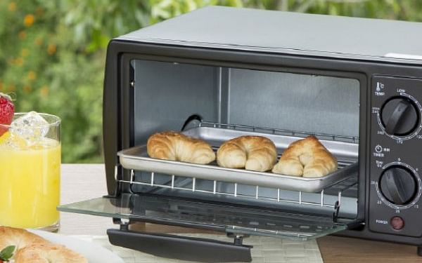 How to: மைக்ரோவேவ் அவனை எளிய முறையில் சுத்தம் செய்வது எப்படி? | How To Clean A Microwave Oven?