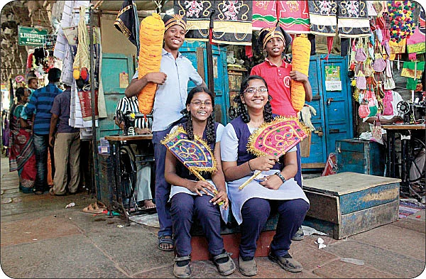 பழைமைகளின் சங்கமம் புதுமண்டபம்!