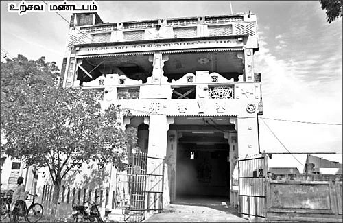 ஆண்டாள் மார்கழி 'பனி'ப்போர்!