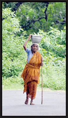 தவிக்குதே... தவிக்குதே...
