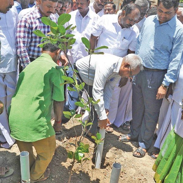 நீர்ச் சேமிப்பில் புதிய யுக்தி... ஐ.ஏ.எஸ் அதிகாரியின் அருமையான நுட்பம்!