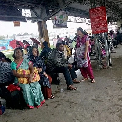 பயணிகள்