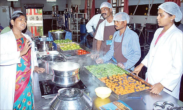 லாபத்தைப் பெருக்கும் லட்டுத் தொடர்...