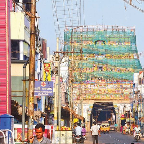 கும்பாபிஷேகத்தால் ஆட்சிக்கு ஆபத்து?
