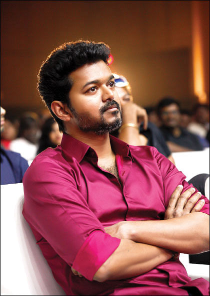 விஜய் - அரசியல், சினிமா இரண்டும் ஆரம்பம்!