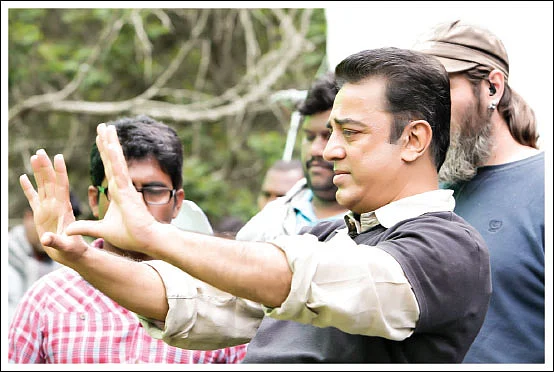 “சினிமாவை அரசியலாகத்தான் பார்க்க வேண்டும்!” - ‘அகம்’ திறக்கும் கமல்!