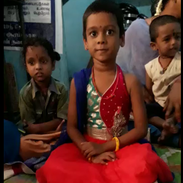 அங்கன்வாடி குழந்தைகள்