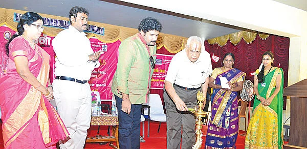 பாய் ஃப்ரெண்ட் படம் பிடித்தால்..?