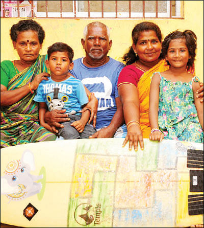 “அவளே டீச்சர், அவளே ஸ்டூடன்ட்!”