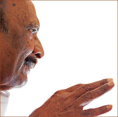 “விஜய்யிடம் ரஜினியைப் பார்க்கிறேன்!” - ‘நடிகர்’ மகேந்திரன்