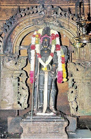 கஷ்டங்கள் தீர்க்கும்... பைரவ தரிசனம்!