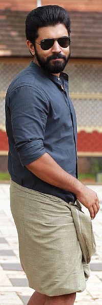 "கேமராவுக்கு முன்னாடிதான் ரொமான்ஸ்லாம் !”