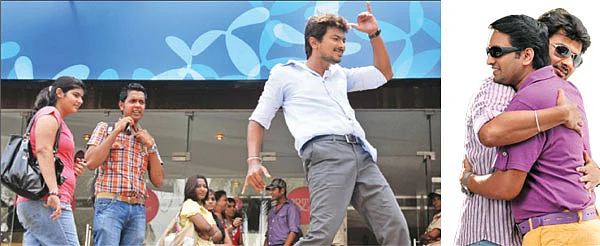 வில்லன் சந்தானம்!