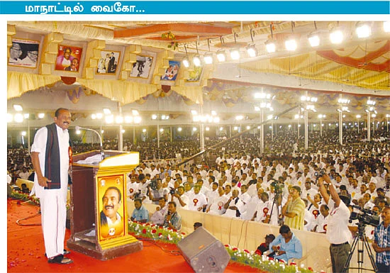 சிவப்பு விளக்கில் சுழலும் காலம் வருகிறது...