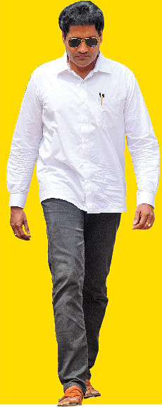 “என்னைப் பார்த்து சசிகலாவுக்குப் பயம்!”