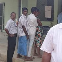 வாக்களிக்க விடாமல் தமிழர்களை தடுக்கும் இலங்கை ராணுவம்!
