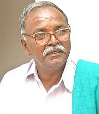 தேங்காய் உற்பத்தியில் தமிழகம் முதலிடம்... ஆனால், விலை வீழ்ச்சி ஏன்?