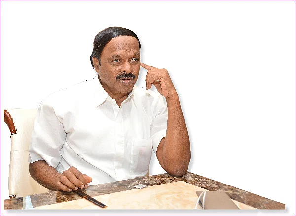 “அமைச்சர் வீரமணி, கிருஷ்ணரைபோல எனக்கு தேரோட்டுகிறார்!” - நெஞ்சம் உருகும் ஏ.சி.சண்முகம்...