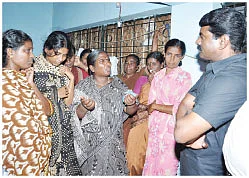 மீனவர் படுகொலை.. அம்பலமாக்கும் சீமான்
