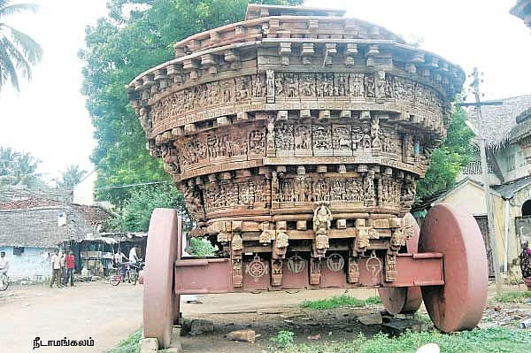 தேரோடும் வீதியிலே...!