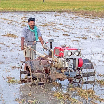 11 ஏக்கர்... ஆண்டுக்கு ரூ 11 லட்சம்!