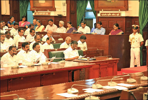 மரத்தடி மாநாடு: வறட்சிக் கணக்கெடுப்புக்கும் லஞ்சம்!