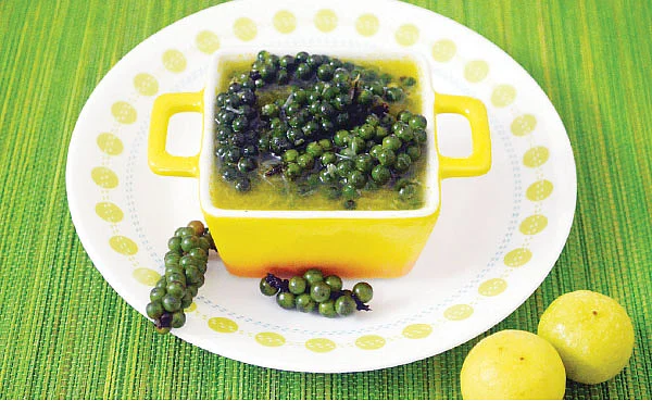 சம்மர் ஸ்பெஷல்: 30 வகை ஊறுகாய் & தொக்கு