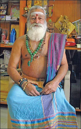 மண்ணுக்கடியில் மகேஸ்வர தரிசனம்! - குகைக்கோயில் அற்புதம்
