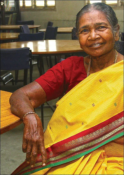 மூன்று தலைமுறைகள் விரும்பும் முத்தான டீச்சர்!