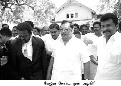 சூடு பிடிக்கும் வல்லடிக்காரர் கோயில் வழக்கு!