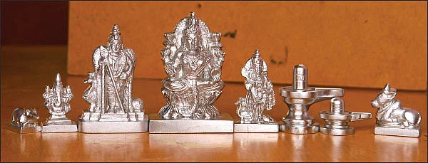 கேள்வி பதில் - சிலைக் கடத்தல்காரர்களுக்கு தெய்வம் தண்டனை அளிக்காதா?