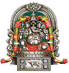 'தாயாகி வந்தான்!’