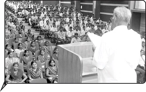 'நேர்மை இல்லாத வேலை... கொள்கை இல்லாத அரசியல்!'