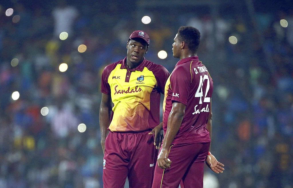 ஒன்றா... இரண்டா... வெஸ்ட் இண்டீஸ் அணிக்குள் ஆயிரம் பிரச்னைகள்! #INDvWI