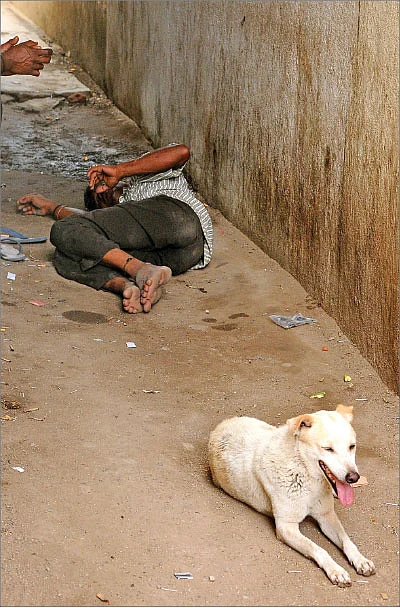 குடி குடியைக் கெடுக்கும் - 2