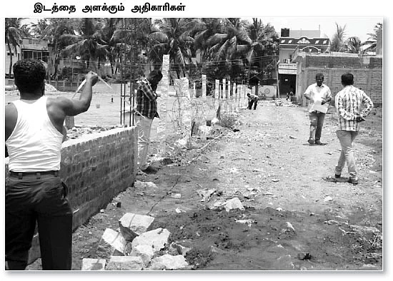 ''ரோட்டை ஆக்கிரமித்து ப்ளாட் போடுறாங்க..''