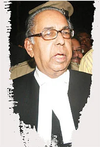 அதிர வைத்த ஆச்சார்யா!