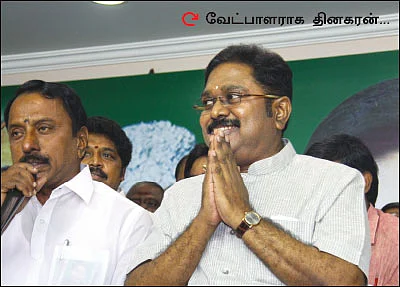 போட்டியிடத் தடை? - ஆர்.கே.நகர் வேட்பாளர் சிங்கப்பூர் குடிமகனா?
