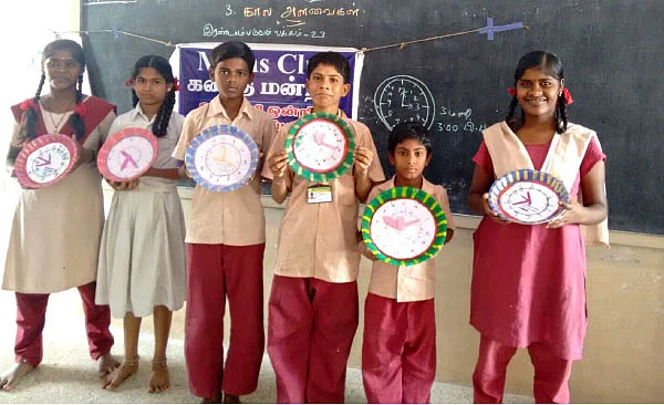ஒன்பது மணி என்றால், செங்கோணம்!
