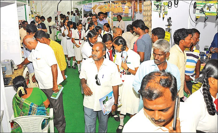தீமை செய்யும் பூச்சிகளை அழிக்கும் நன்மை செய்யும் பூச்சிகள்!