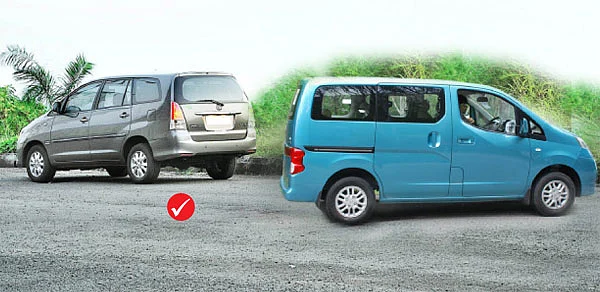 நிஸான் எவாலியா Vs டொயோட்டா இனோவா