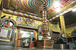 சுயம்பு வடிவான மஹிமாலீஸ்வரர்