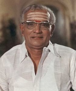 எம்.ஜி.ஆரை நெகிழ வைத்த சாண்டோ சின்னப்ப தேவர்! ( நூற்றாண்டு விழா சிறப்பு  பதிவு) | Sando chinnappa devar: A Phinomenon - Vikatan