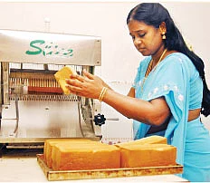 பூஜ்யத்திலிருந்து ராஜ்ஜியத்துக்கு...