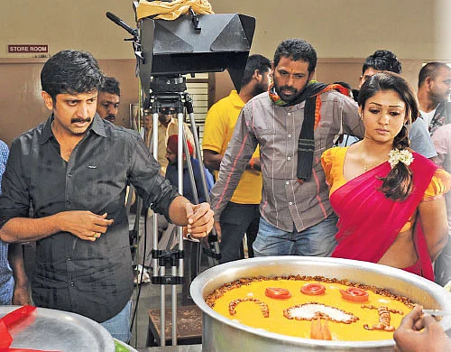 வரலாறு முக்கியம் ஃப்ரெண்ட்ஸ்!