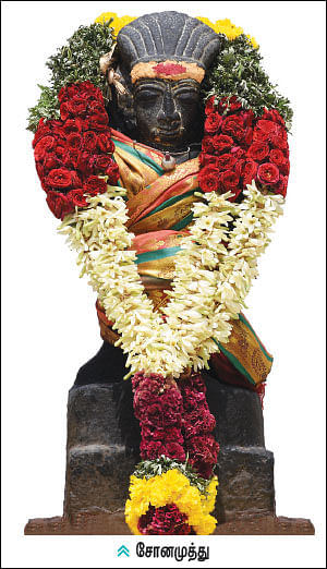 தெய்வ மனுஷிகள் - சோனமுத்து